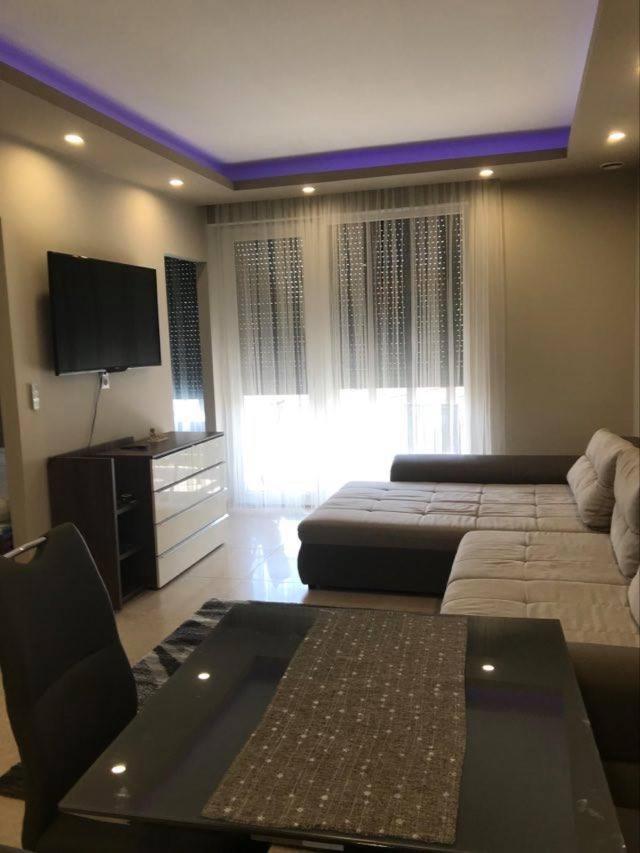 Oasis Residence Hajduszoboszlo Bagian luar foto